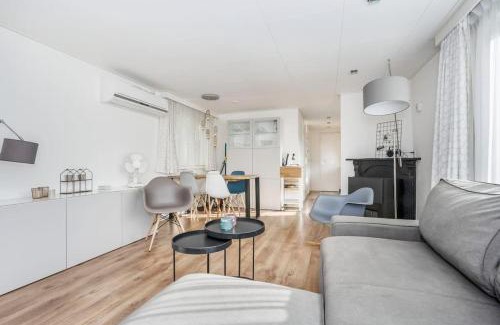 Baarle-Nassau Ski Chalet | Moderne, gezellige chalet in rustige omgeving