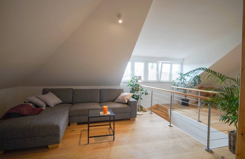 Pfaffengrund Apartment | Moderne, Helle Wohnung