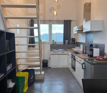 Ebersberg District Apartment | Moderne Maisonettewohnung/2 Zimmer/Küche/Bad #2