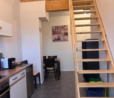 Ebersberg District Apartment | Moderne Maisonettewohnung/2 Zimmer/Küche/Bad #2