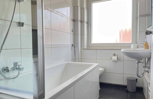 Schwandorf Apartment | Moderne Monteurwohnung mit Balkon