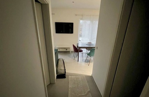 Schoenefeld Apartment | Modernes Apartment in Schönefeld - Nahe Flughafen!