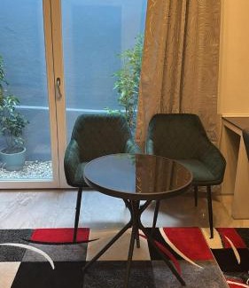 Aubing-Sud Apartment | Modernes Einzimmer-Studio mit Küche - "Perfekt für Ihren Städtetrip"