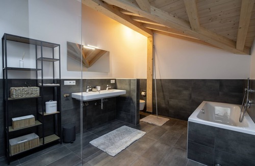 Wertach Apartment | Modernes & Großzügiges Apartment in den Bergen