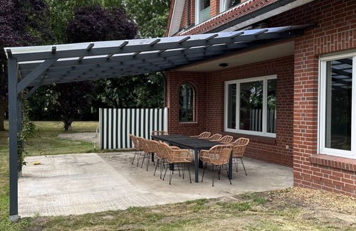 Upgant-Schott House | Modernes und Freistehendes Ferienhaus für Großfamilien