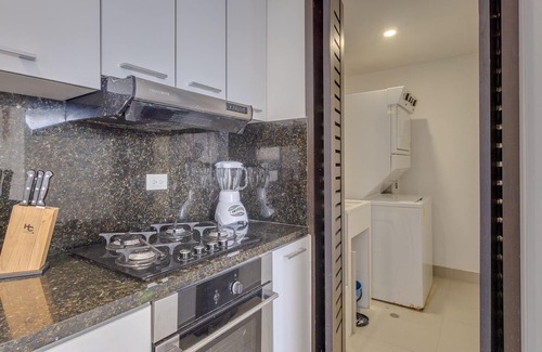 Bocachica Apartment | Moderno Apto de Lujo en Frente de la Playa, 5 Minutos del Centro Historico!