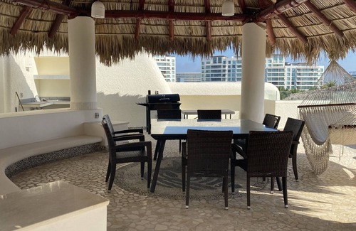 Puente del Mar Apartment | Moderno Departamento en Condominio Son Vida