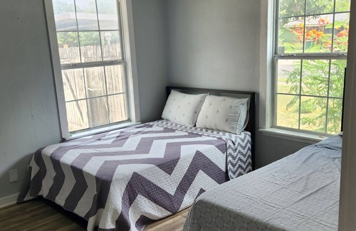 San Antonio House | Modest home