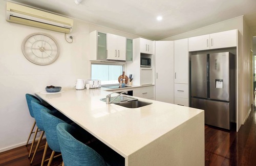 Moffat Beach House | Moffat Beach Magic: Family and Pet Friendly Oasis