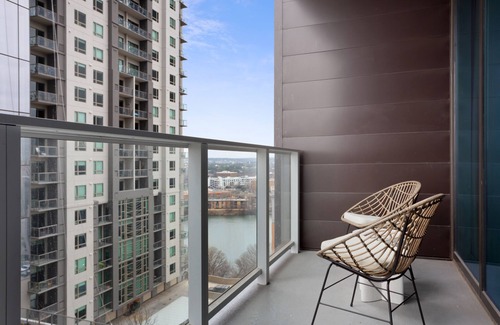 East Cesar Chavez Condo | Mohawk by AvantStay | Brand New Condo Room in Austin w/Amazing Amenities!