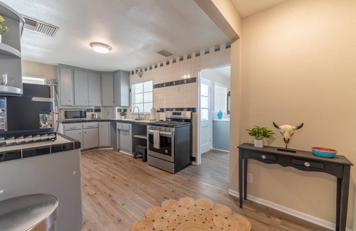 Mojave Cottage | Mojave Diamond in the Rough