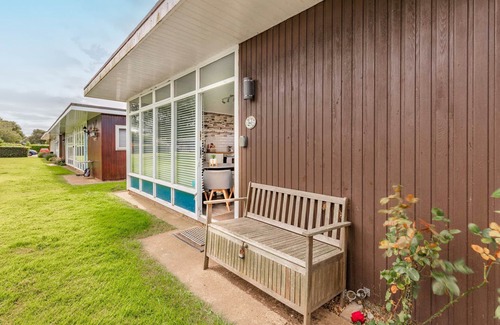 Stalham Ski Chalet | MoJo Chalet - Norfolk Holiday Properties