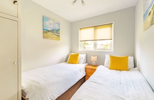 Stalham Ski Chalet | MoJo Chalet - Norfolk Holiday Properties