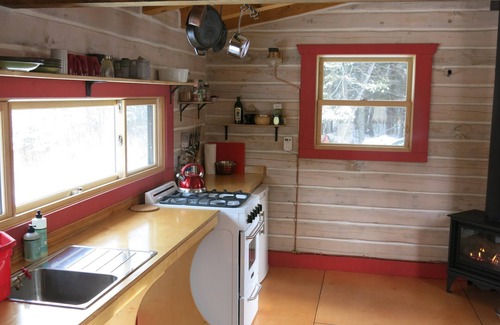 Grand Marais Apartment | Mökki Dwelling by the Dock