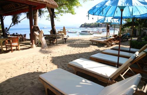 Mushroom Bay Resort | MolaMola House