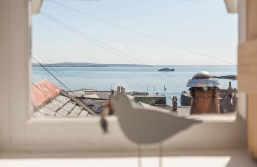 Mousehole Cottage | MOLE COTTAGE, pet friendly, character holiday cottage in Mousehole