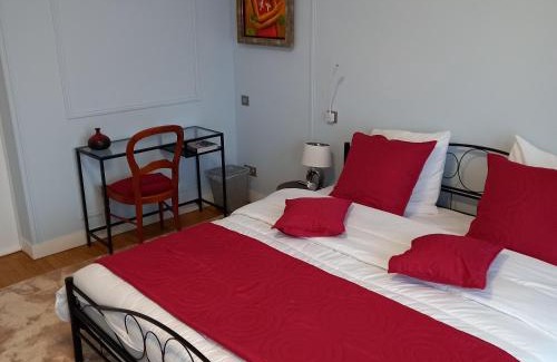 Beauvais House | Molibeau