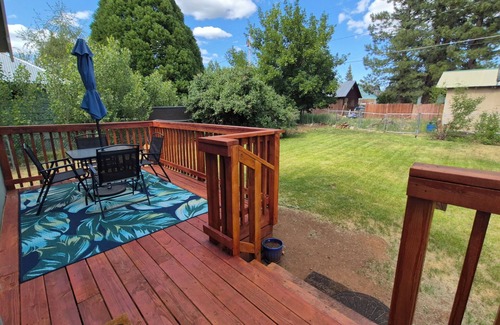 Westwood House | Molly's Mountain Retreat 3 bedroom 1 bath modern home minutes to Lake Almanor