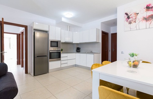 Las Palmas de Gran Canaria Ski Chalet | Montevideo By CanariasGetaway