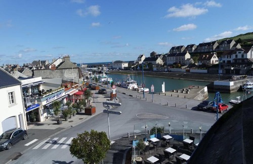 Port-en-Bessin-Huppain Apartment | Mon Port d'Attache