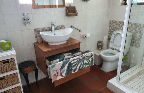 Kleinmond Apartment | Mona's Risibiki