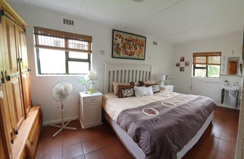 Kleinmond Apartment | Mona's Risibiki