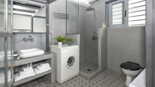 Thissio Apartment | Monastiraki Factory CityCenter- Unspoiled Athens Apartments