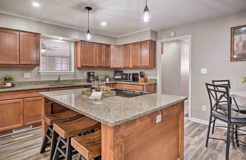 Moncks Corner House | Moncks Corner Home w/Yard Near Lake Moultrie