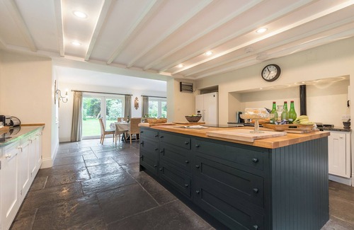 Monnington-on-Wye House | Monnington House & Cottages 12 bedrooms 12 bathrooms Great for special stays.