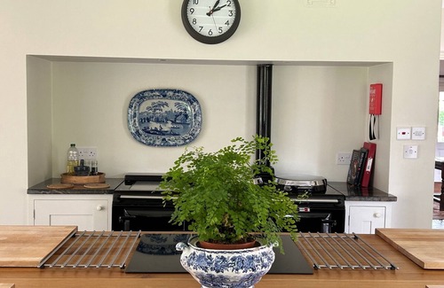 Monnington-on-Wye House | Monnington House & Cottages 12 bedrooms 12 bathrooms Great for special stays.