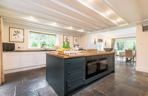 Monnington-on-Wye House | Monnington House & Cottages 12 bedrooms 12 bathrooms Great for special stays.