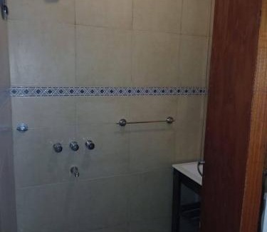 Gualeguaychu Apartment | Monoambiente con TV y Heladera