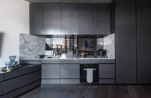 Collingwood Apartment | Monochrome and Matte Sophisticated Loft Living