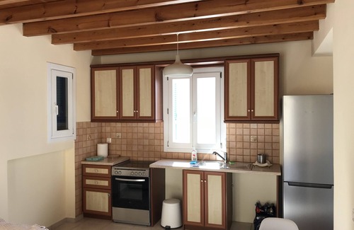 Gavrio House | Monolithos Villas