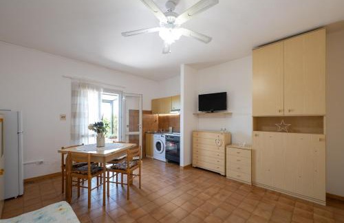 Montemarciano Apartment | Monolocale ingresso indipendente con corte esclusiva