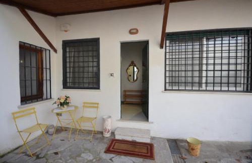 Gianicolo House | Mons Aureus Resort