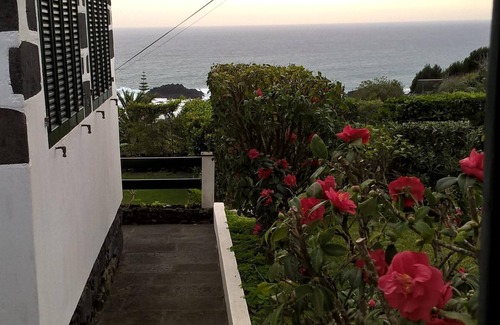 Caloura Cottage | Monserrate - Galera Cottage Guest accommodation in Caloura