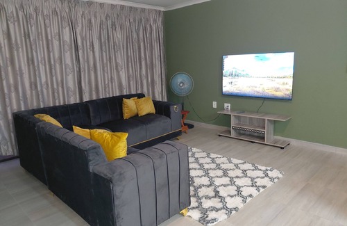 Newcastle Apartment | Mont Pelaan 48
