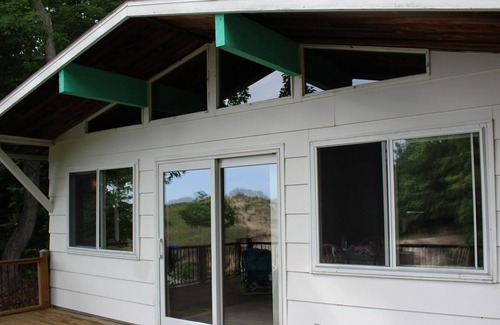 Montague Cottage | Montague Michigan, where the fun never stops