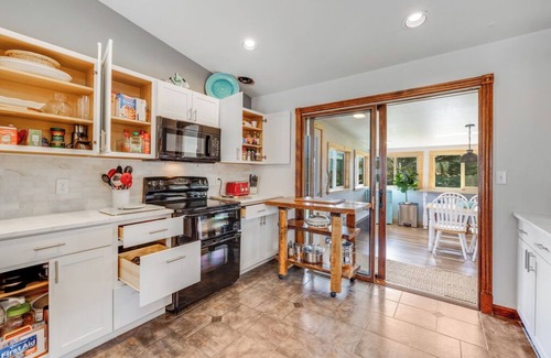 Four Corners House | Montana charm, babbling creek, meadows and wide open skies, a vacation oasis!