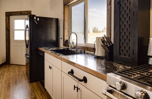 Stevensville House | Montana Retreat : Unit A&B