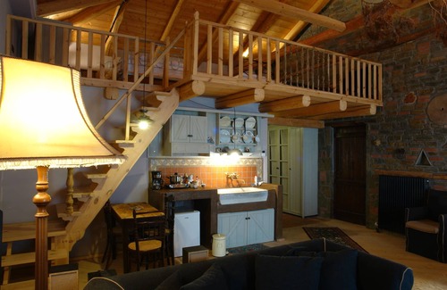 Platanakos Apartment | Montanema Handmade Village