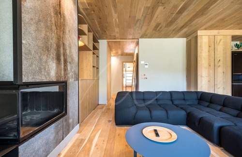 Arties Apartment | Montardo by SeaMount Rentals
