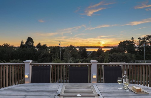 Montauk House | Montauk Beach and Water View Vacation Home With Pool And Hot Tub