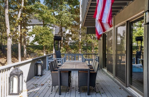Montauk House | Montauk Beach House w Gunite Pool Around corner from Gurneys Seawater Spa