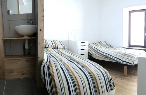 Vallouise-Pelvoux Apartment | Montbrison Appartment with 3 bedrooms and balcony in the center of Vallouise