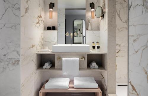 City of Westminster Hotel | Montcalm Mayfair, Autograph Collection