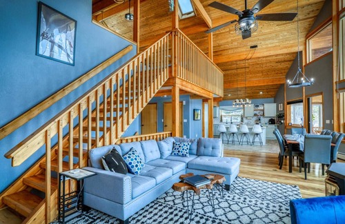 Pagosa Highlands House | Monte Vista Retreat: Pet-Friendly, Private Hot Tub, Game Loft, Fenced Yard, Stunning Mountain Views!