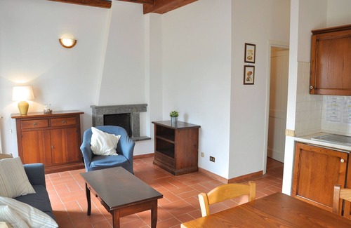 Capranica Apartment | Montecasciano - Girasole
