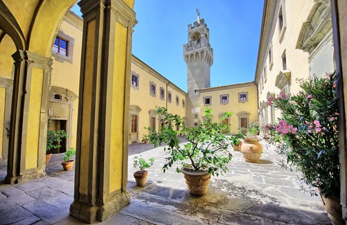 Montegufoni Other | Montegufoni 1b - Apartment with swimming pool